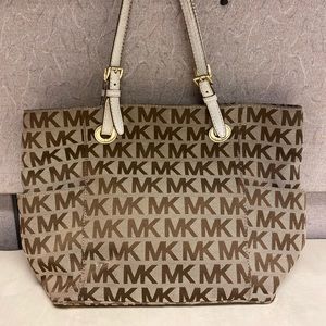 Michael Kors Shoulder Bag